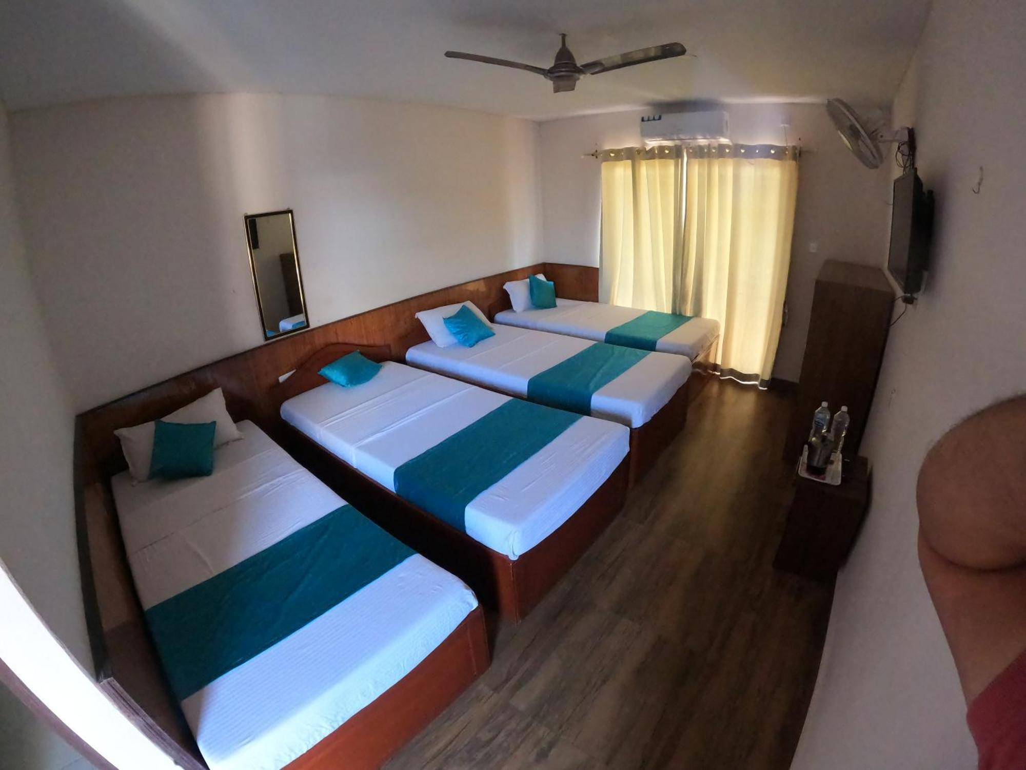 Hotel Dolly Pokhara Exterior foto