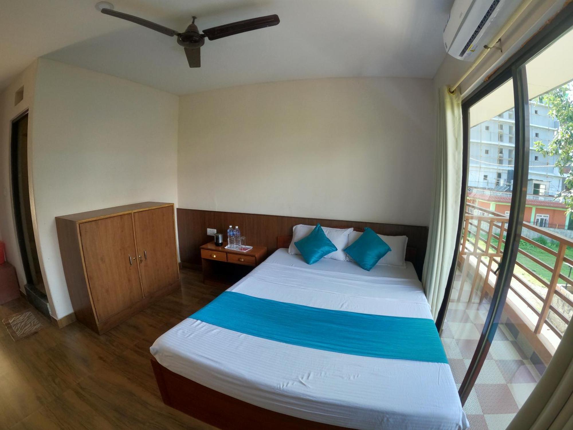Hotel Dolly Pokhara Exterior foto