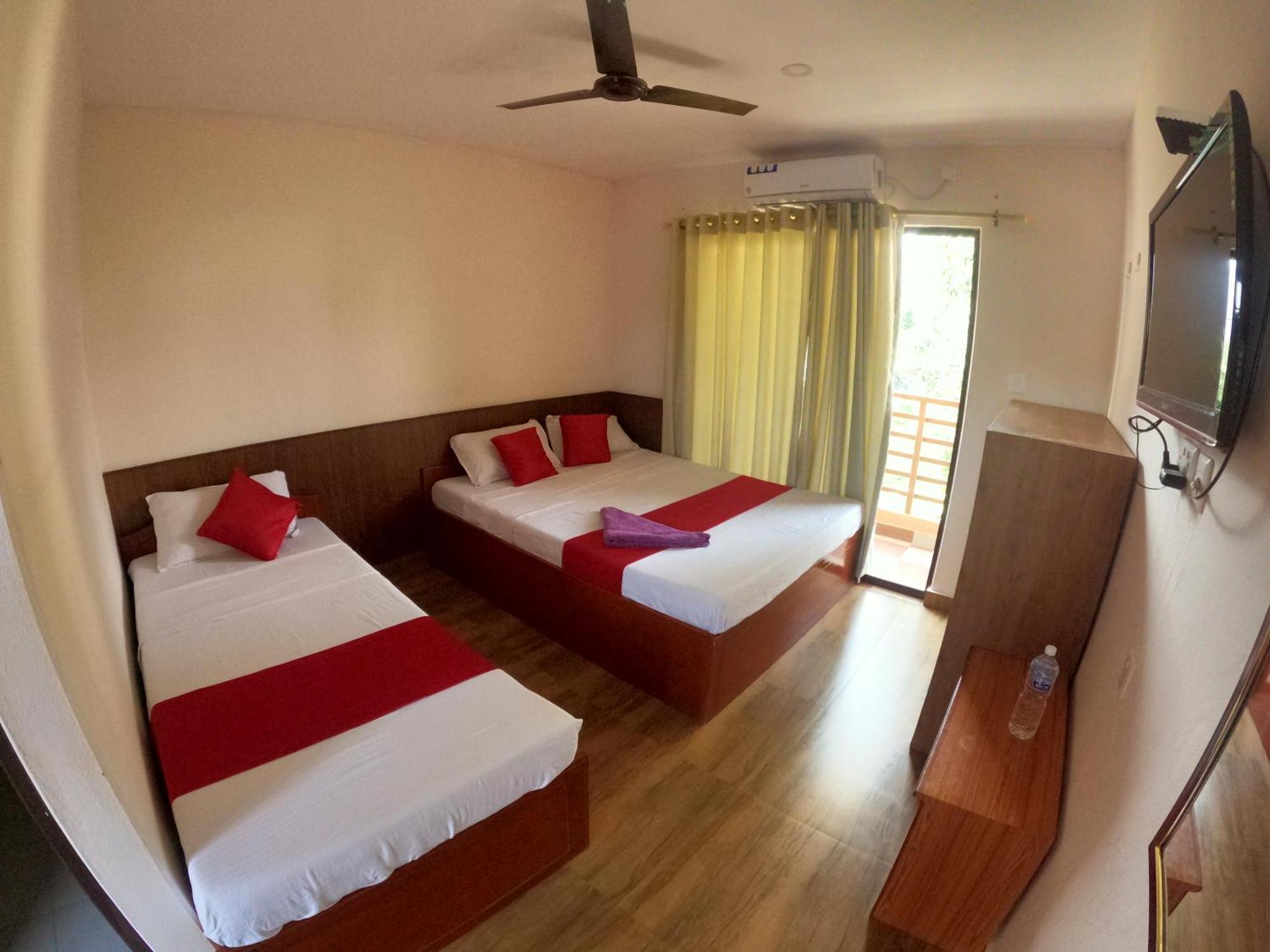 Hotel Dolly Pokhara Exterior foto